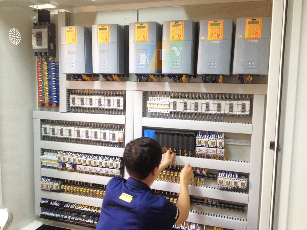 Kỹ Thuật Việt lắp đặt DC590+